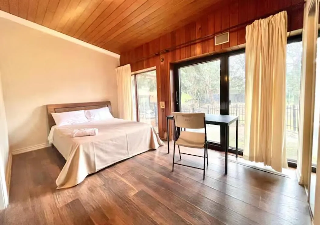 Vihome-368- Quiet House Near Bayview Village And Subway Toronto Affittacamere