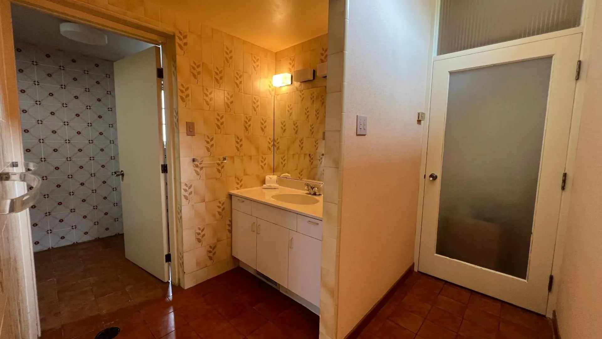 Vihome-368- Quiet House Near Bayview Village And Subway Toronto 4*,